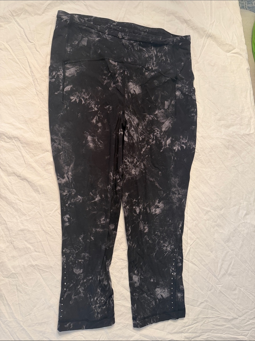 lululemon athletica Black Marble Capri Leggings